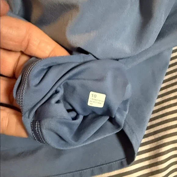 Women’s LuLu Lemon size 10 Skort - Picture 4 of 4